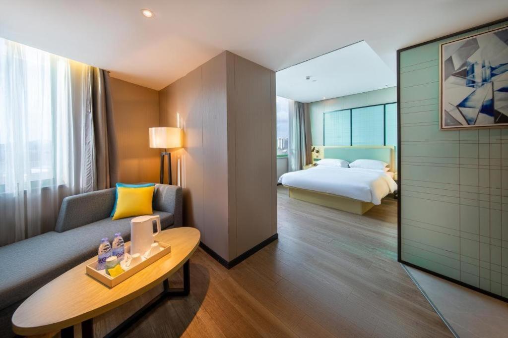 Echarm Hotel Yangjiang Baili Plaza Экстерьер фото