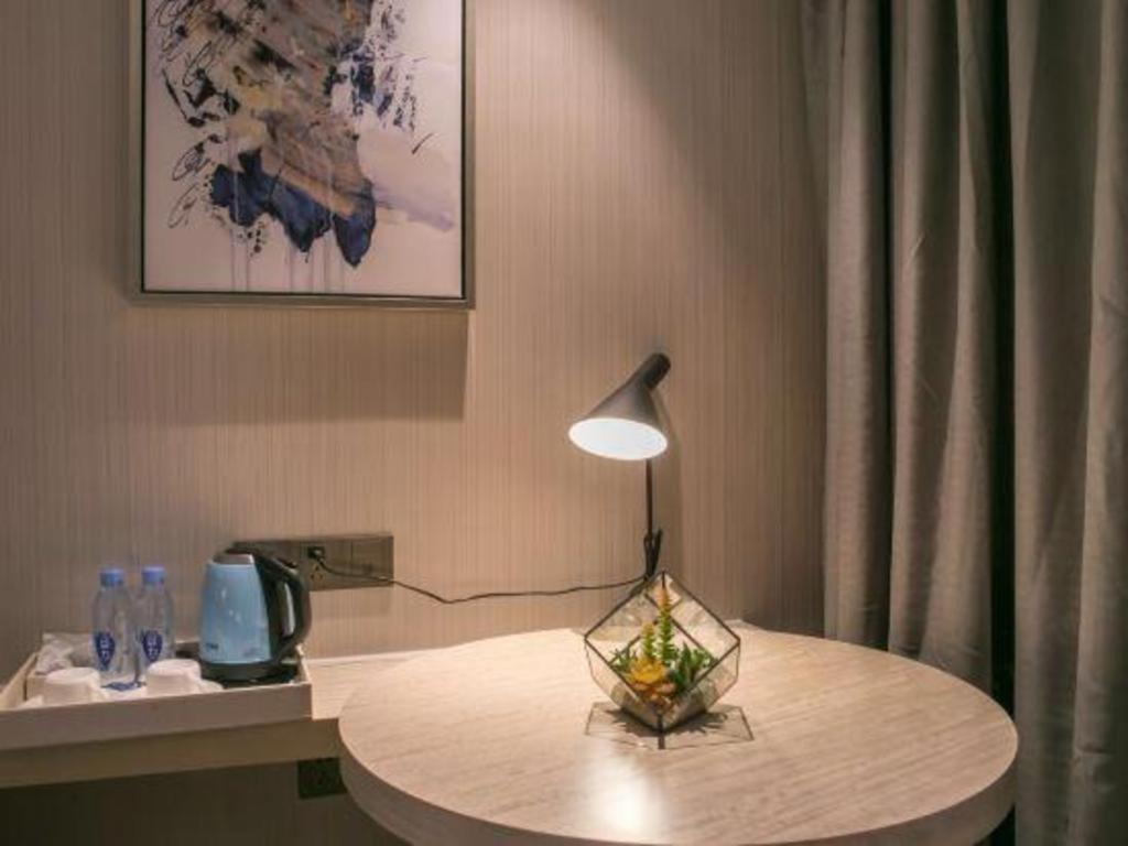 Echarm Hotel Yangjiang Baili Plaza Экстерьер фото