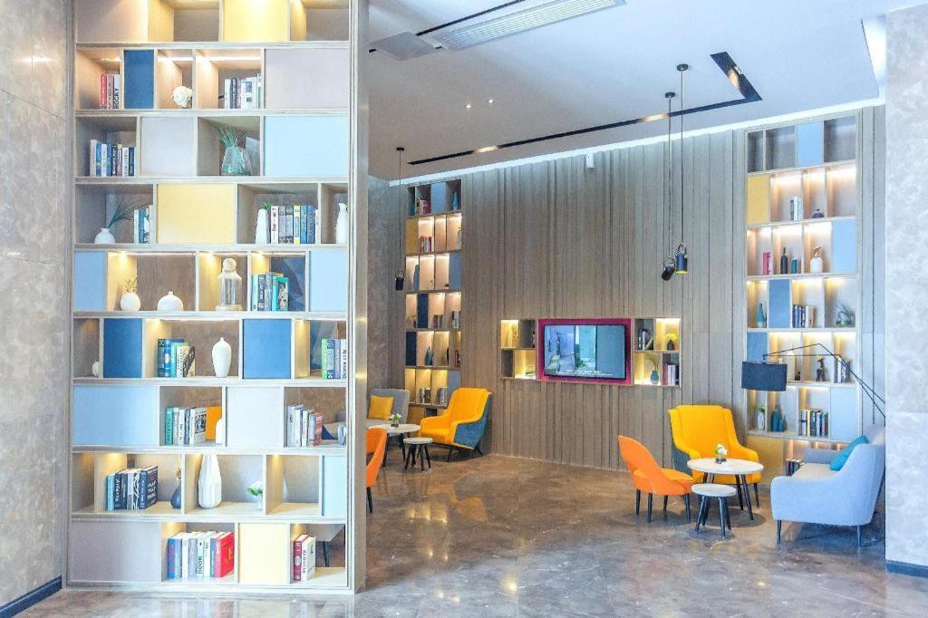 Echarm Hotel Yangjiang Baili Plaza Экстерьер фото